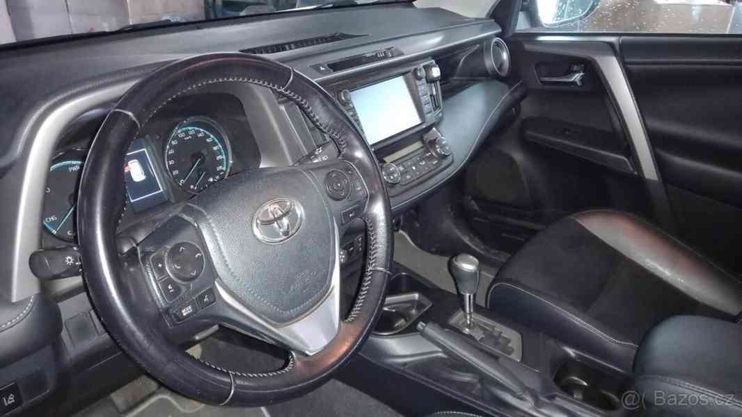Toyota RAV4 2,5 - foto 4