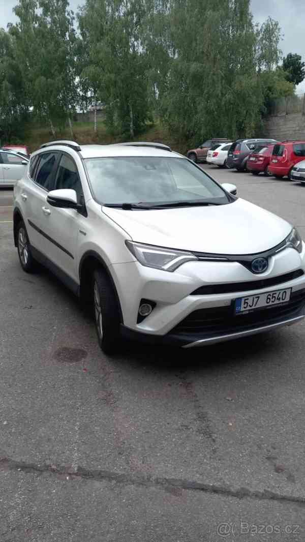 Toyota RAV4 2,5 - foto 6