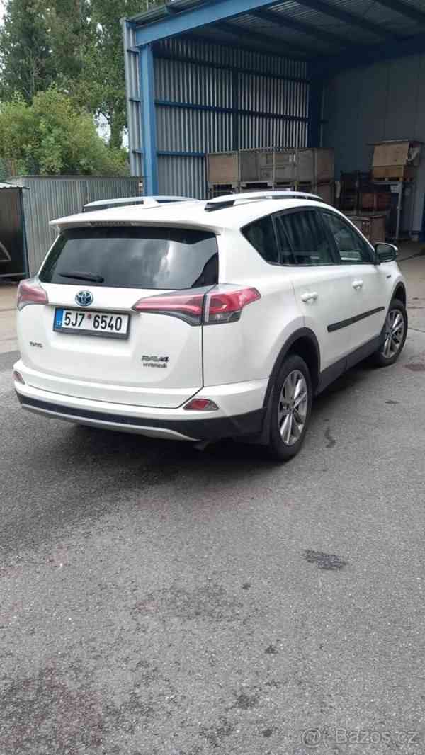 Toyota RAV4 2,5 - foto 5