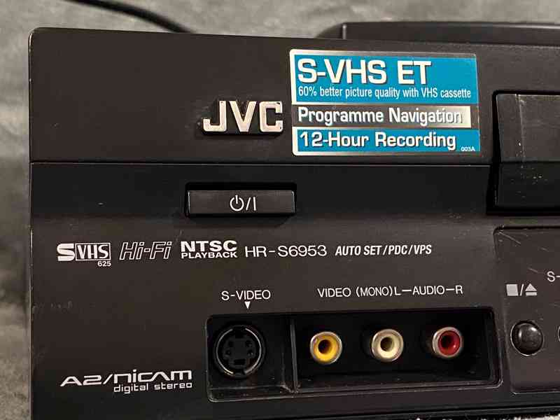 S-VHS-ET videorekordér JVC HR-S6953 s video stabilizátorem - foto 3