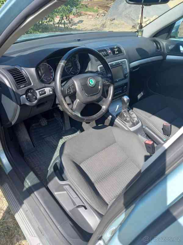 Škoda Octavia 2 1.9 TDi  - foto 11