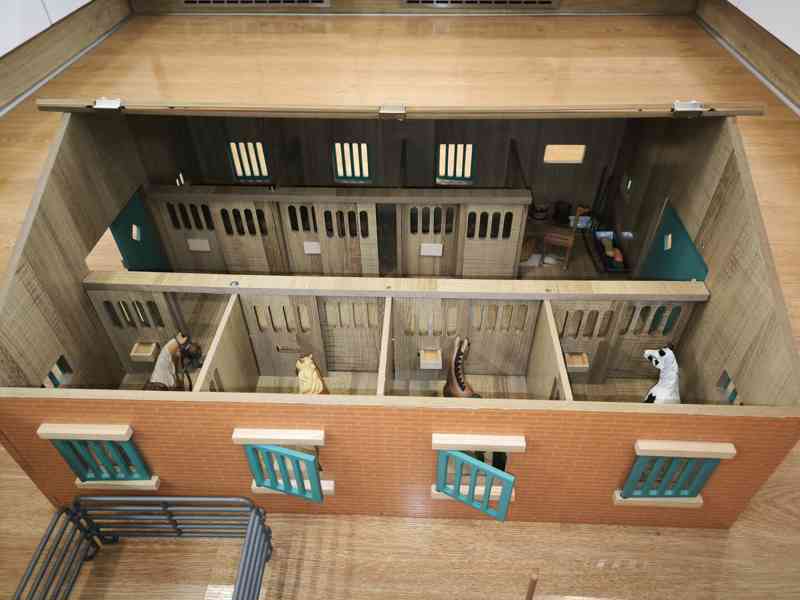 Dětská stáj Kids Globe - foto 3