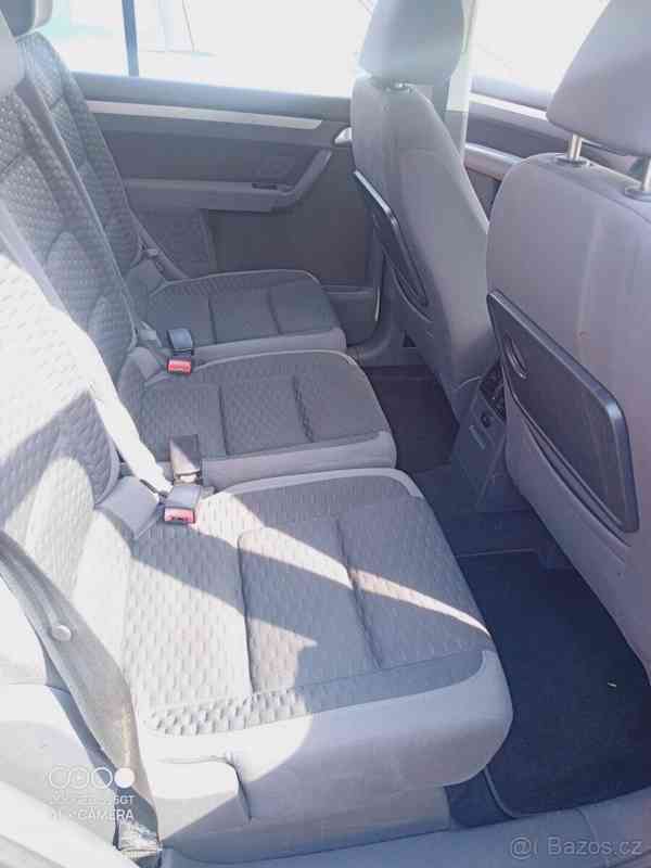 Volkswagen Touran 1,9   TDi - foto 12