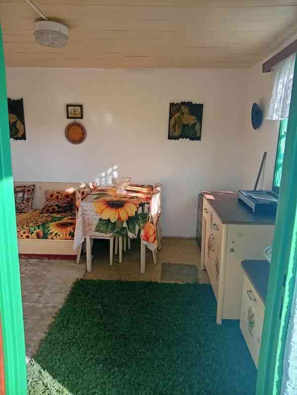 Zahrada s chatou - foto 22