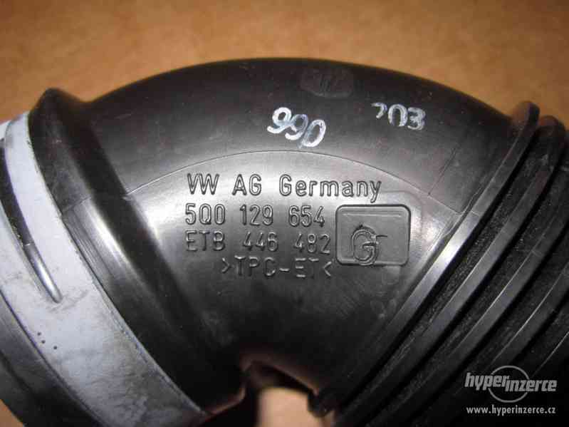 Vzduchova trubka 5Q0129654G VW Golf 7 CLH 1,6 TDI - foto 3