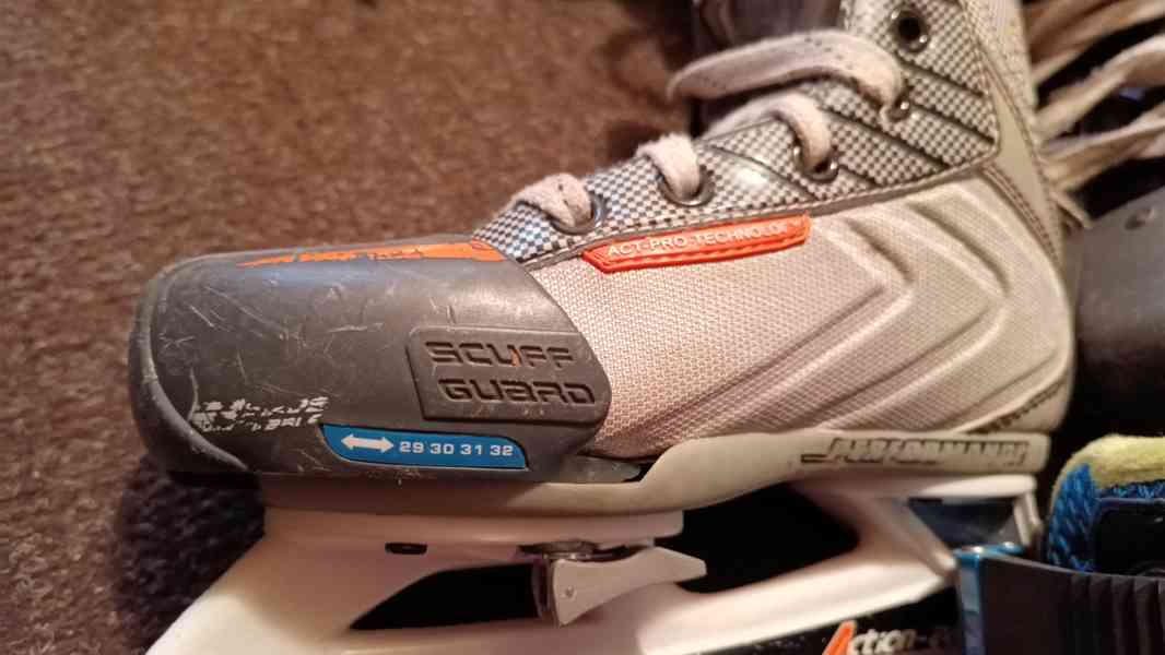 Dětské lední brusle, první brusle, rostoucí brusle - foto 3