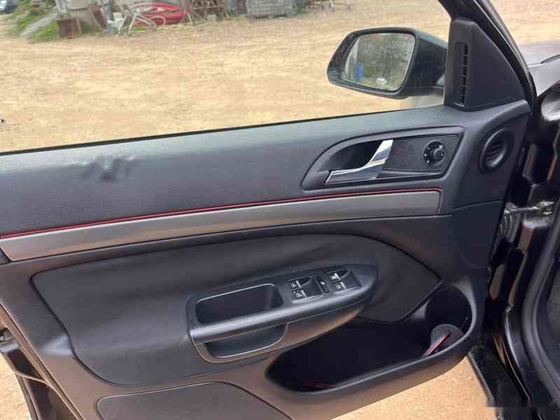 Octavia 2 tdi dsg 103kw elegance - foto 12