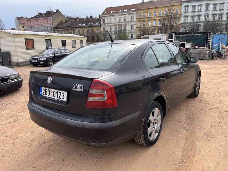 Octavia 2 tdi dsg 103kw elegance - foto 3