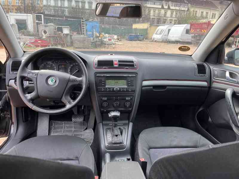 Octavia 2 tdi dsg 103kw elegance - foto 8