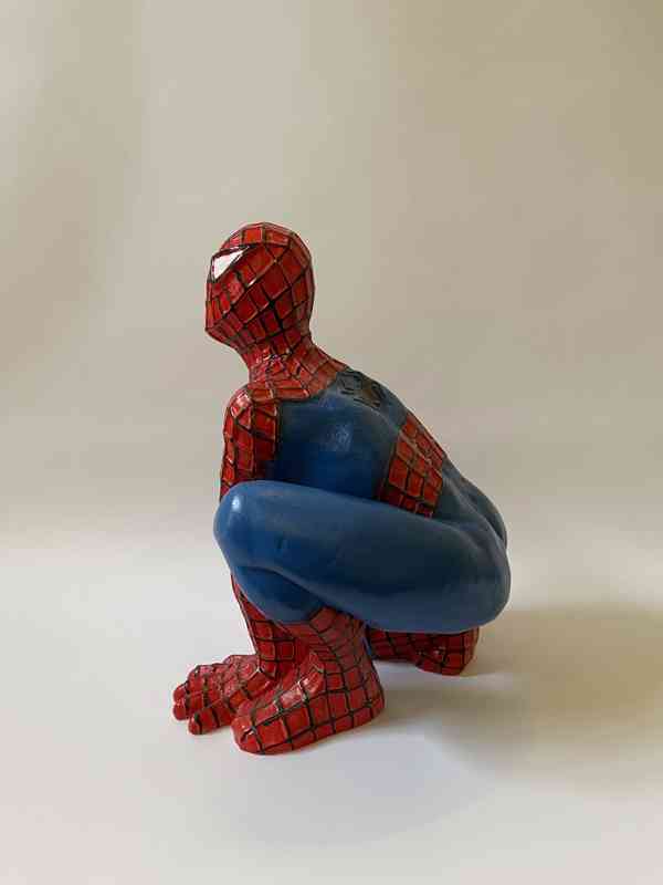 Spider-Man - socha - foto 2