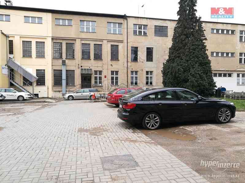 Pronájem, kancelářský prostor, Hradec Králové - foto 2
