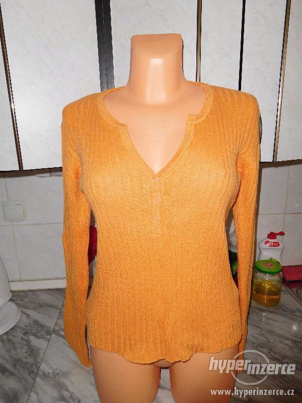 oranžový dámský svetr