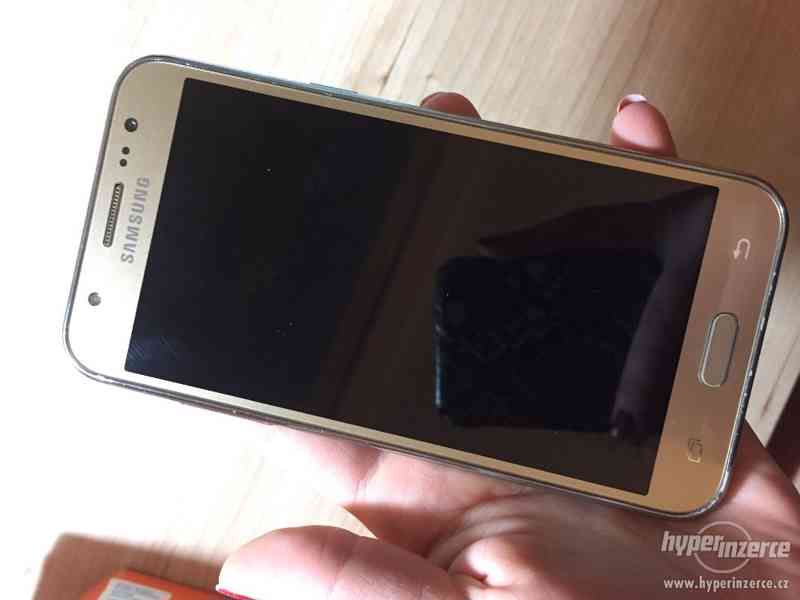 Samsung Galaxy J5 - foto 2