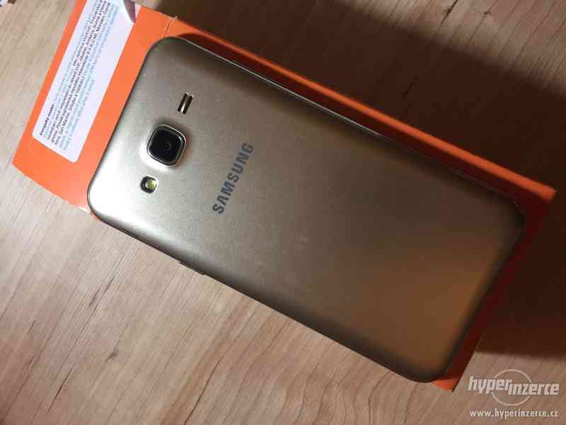 Samsung Galaxy J5 - foto 3