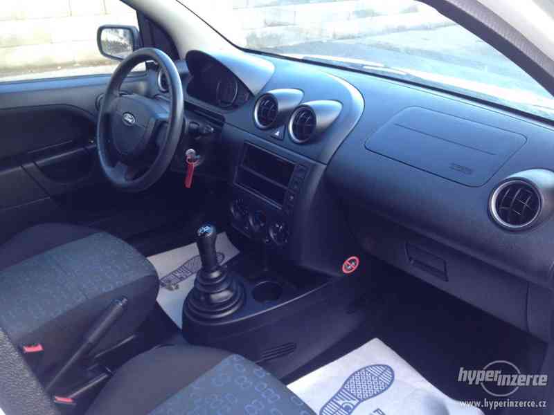 Ford Fiesta 1,4Tdci klima+serviska - foto 8