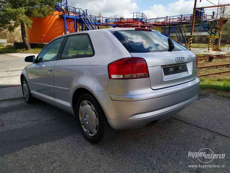 Audi A3 1.9Tdi 77KW,3dvéř,2004 velmi zachovalá. - foto 8