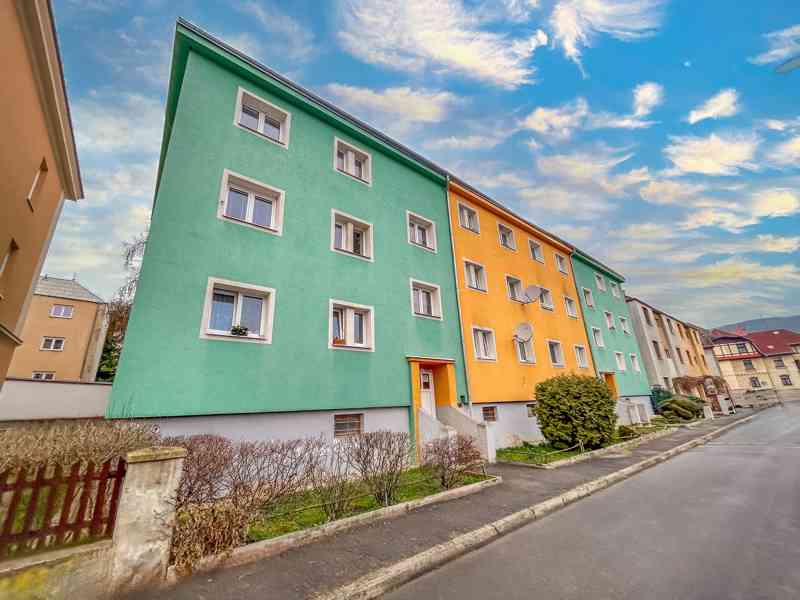Pronájem 2+1, 2. patro, 55 m², ul. Janského, Ústí nad Labem - foto 1
