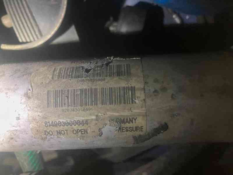 BMW  7 E65  6758094-ZADNI TLUMICE KOMPLETNI STAV OK - foto 3