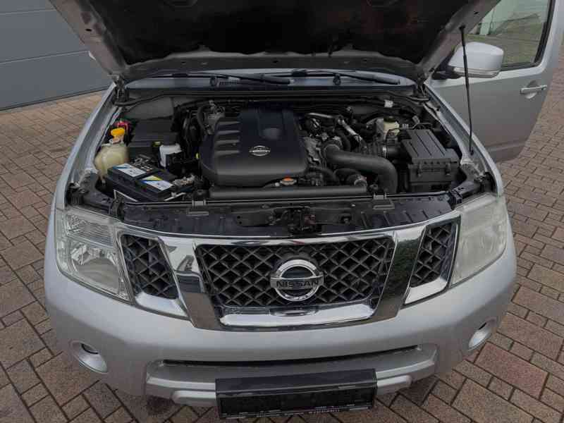 Nissan Pathfinder 2.5 dCi Platinum Aut. 140kw - foto 11