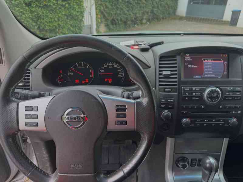 Nissan Pathfinder 2.5 dCi Platinum Aut. 140kw - foto 6