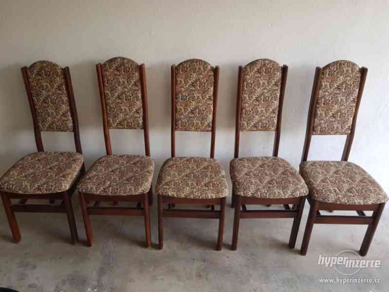 Prodám kvalitní dřevěné židle - foto 1