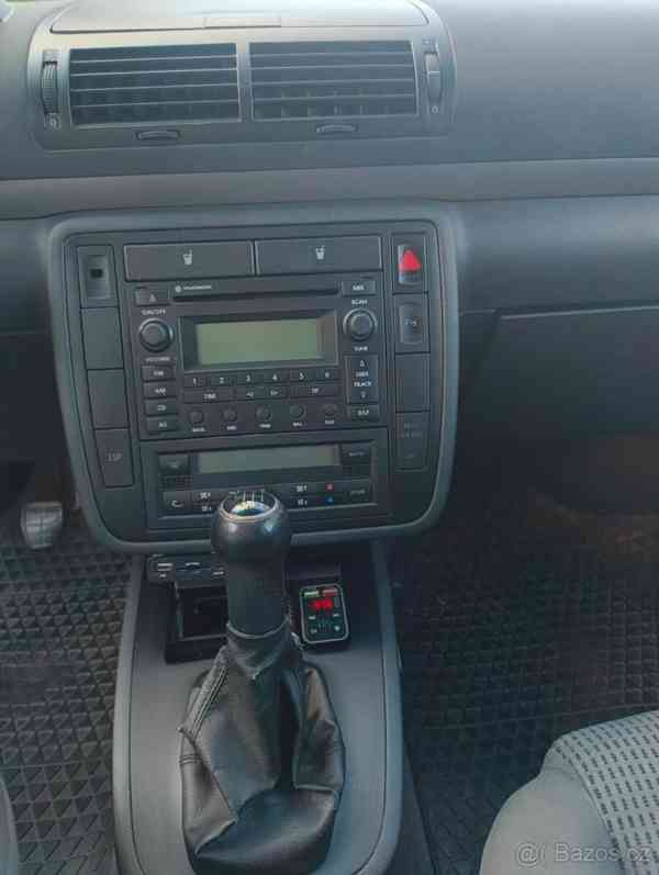 Volkswagen Sharan 1,8 - foto 10