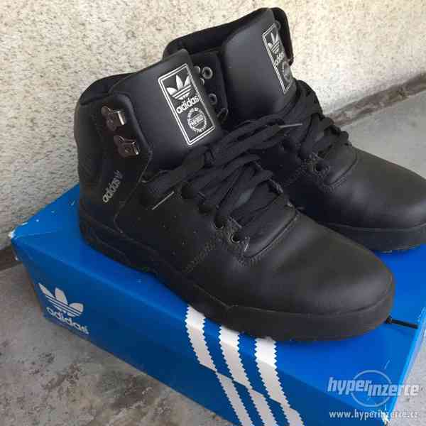 Adidas Originals zimní boty černé - 9 US - foto 3