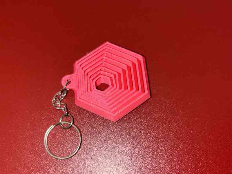 Antistresová klíčenka – hexagon spirála - foto 3