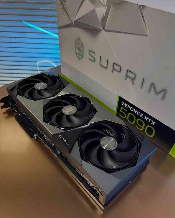 GeForce RTX 5090 , RTX 5080, RTX 5070 Ti, RTX 4090, RTX 4080 - foto 10