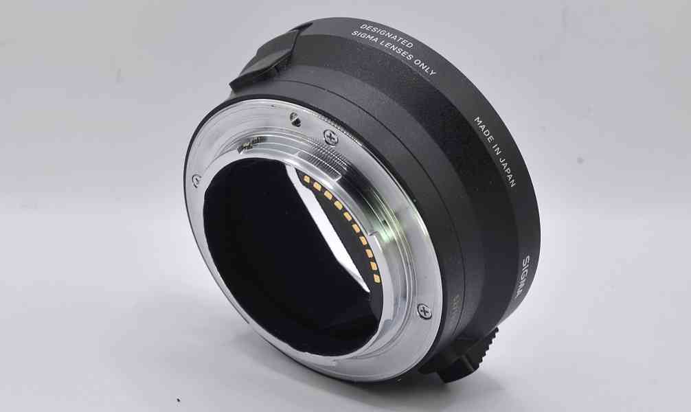 SIGMA MC-11  Adaptér na Sony E a objektivy EF/EFS* - foto 6