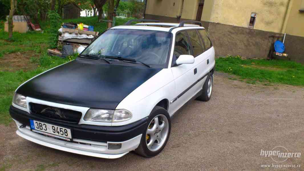 Opel astra 1.6 combi rok 1998 - foto 1