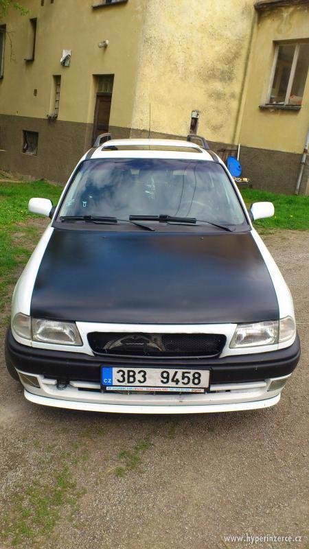 Opel astra 1.6 combi rok 1998 - foto 2