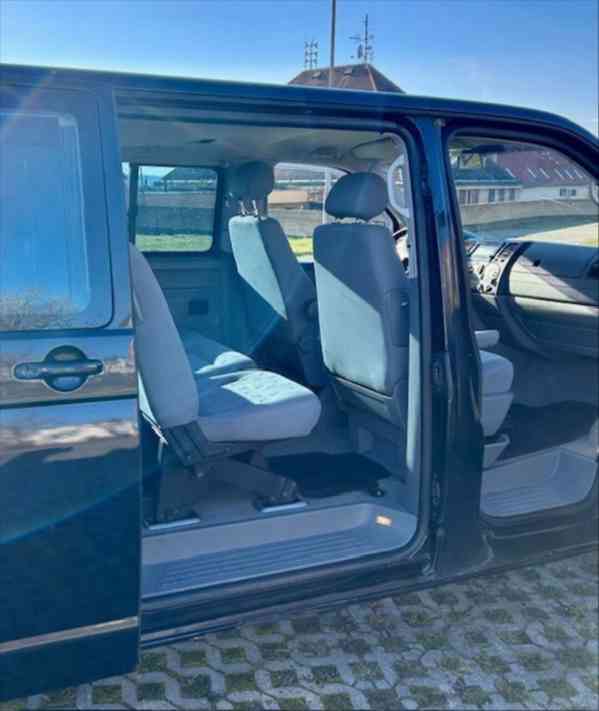 Volkswagen Caravelle 2,5   Long TDI r.v. 2004 - foto 11
