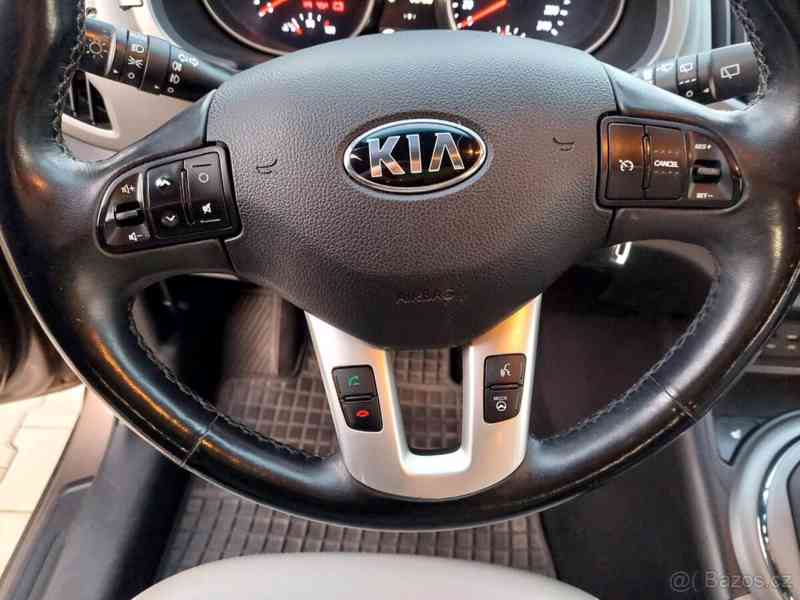 Kia Sportage 1,7   CRDI 85kW - foto 14