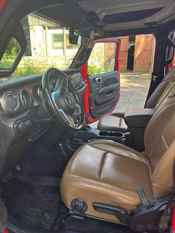 Jeep Wrangler 2,0 JK, 1. majitel, koupeno v ČR - foto 15