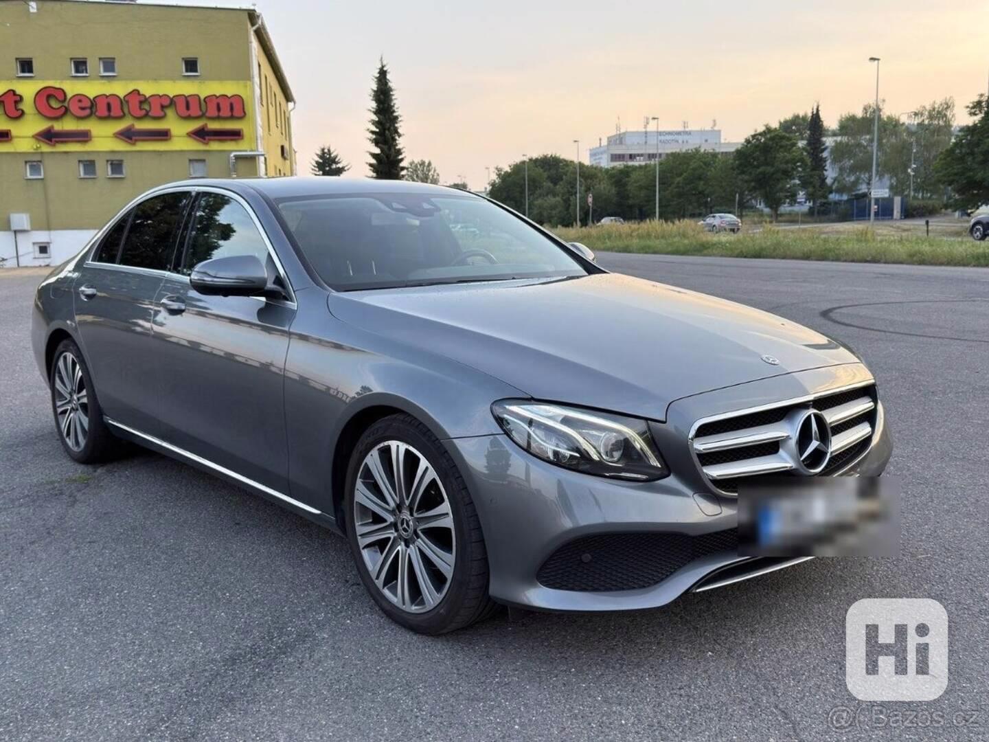 Mercedes-Benz Třídy E 2,0   220d, 2018, automat - foto 1