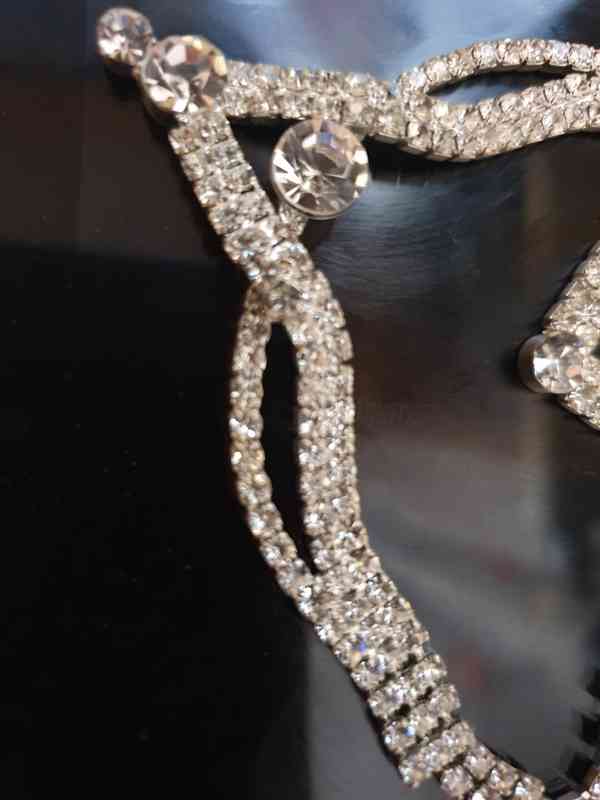 Starý štrasový, stříbrný náhrdelník s naušnicemi - foto 2