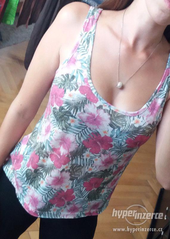 Dámské tílko Reserved - foto 1