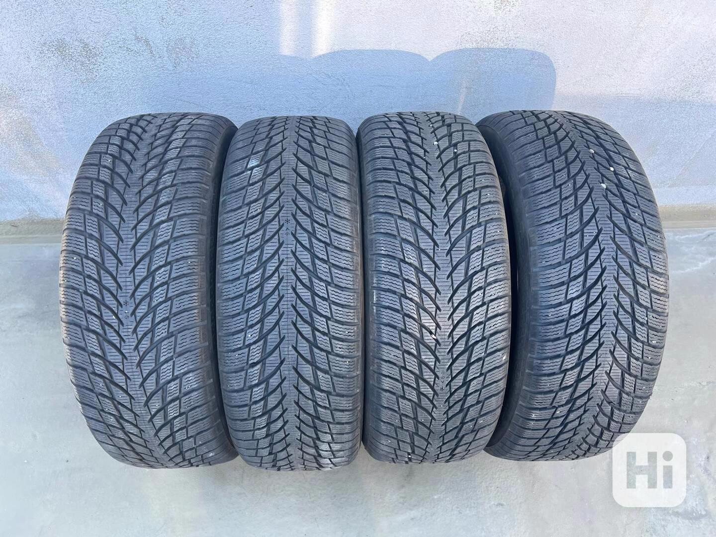 205/55R17 WR SNOWPROOF P 95V XL zimní pneu 8mm - foto 1