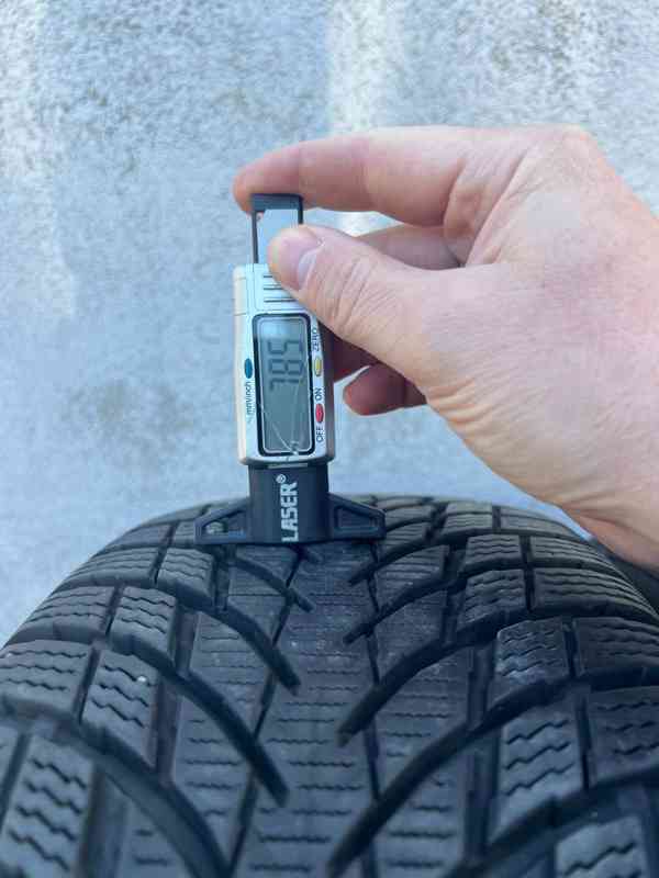 205/55R17 WR SNOWPROOF P 95V XL zimní pneu 8mm - foto 7