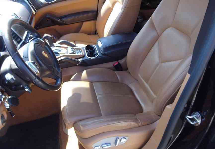 Porsche Cayenne S 4.2D r.v.2016 2.Maj.Nové v ČR (281 kw) - foto 14