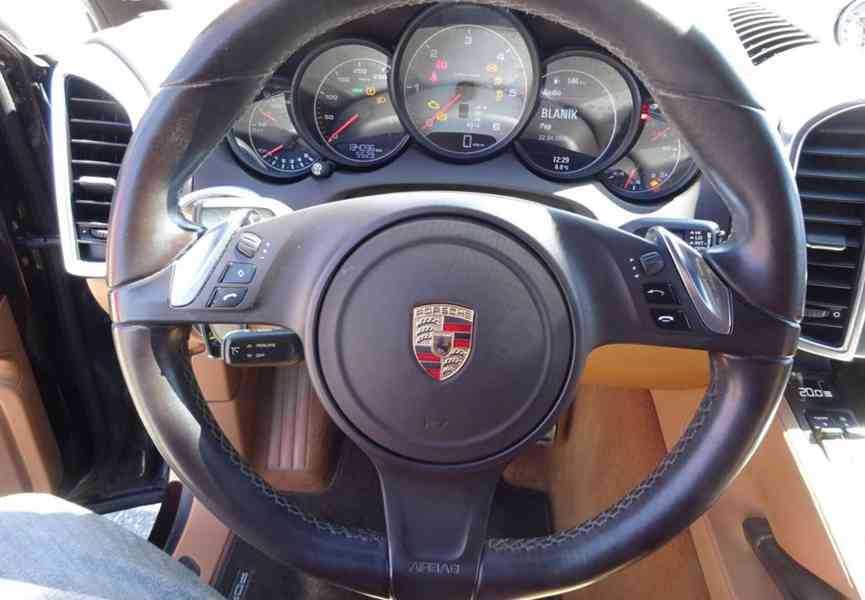 Porsche Cayenne S 4.2D r.v.2016 2.Maj.Nové v ČR (281 kw) - foto 8