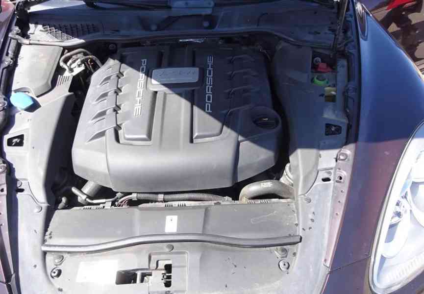 Porsche Cayenne S 4.2D r.v.2016 2.Maj.Nové v ČR (281 kw) - foto 19