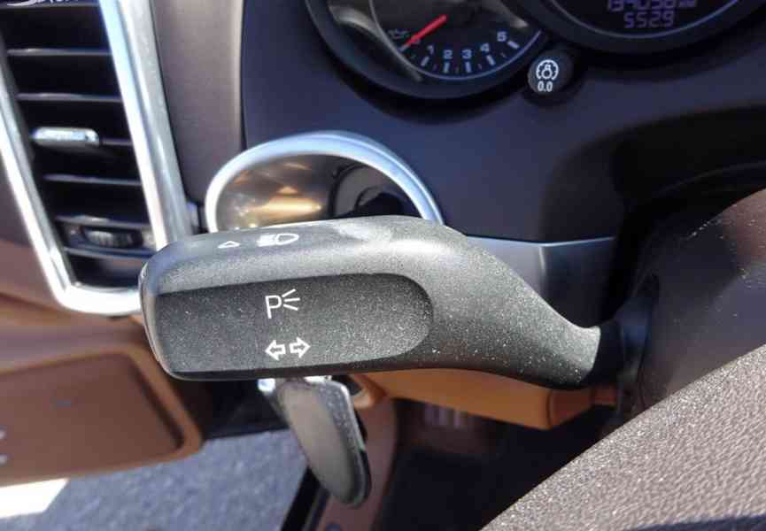 Porsche Cayenne S 4.2D r.v.2016 2.Maj.Nové v ČR (281 kw) - foto 9