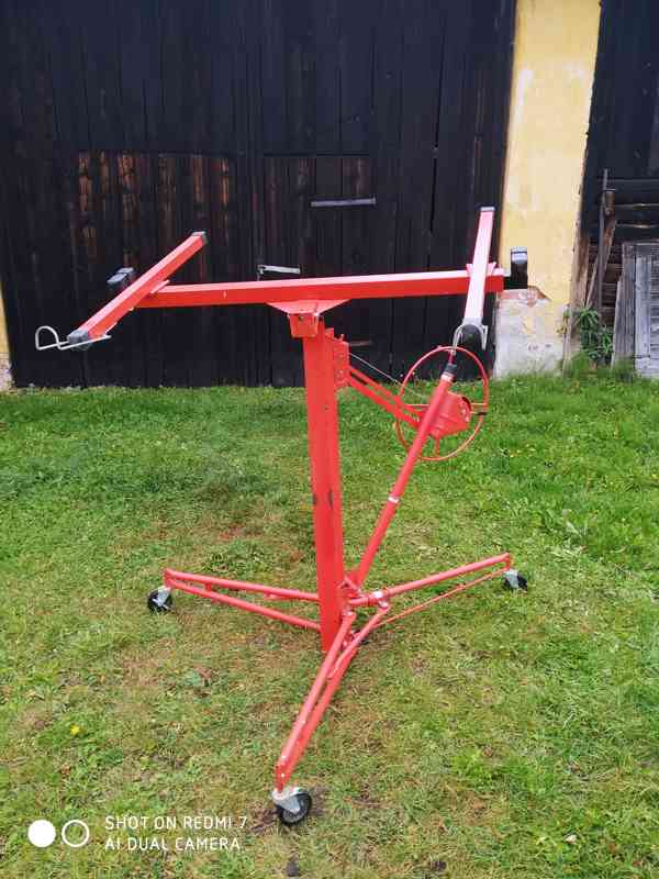 Prodám zvedák na sádrokarton a OSB desky. - foto 2