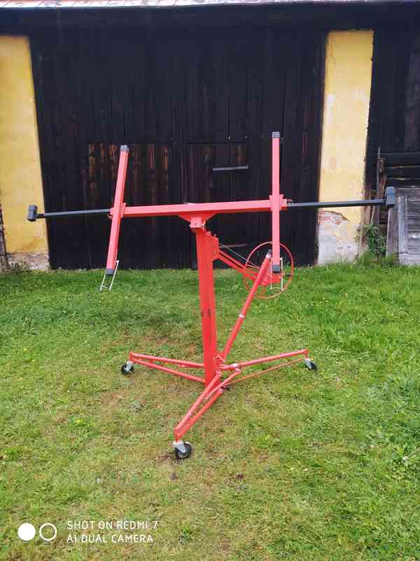 Prodám zvedák na sádrokarton a OSB desky. - foto 4