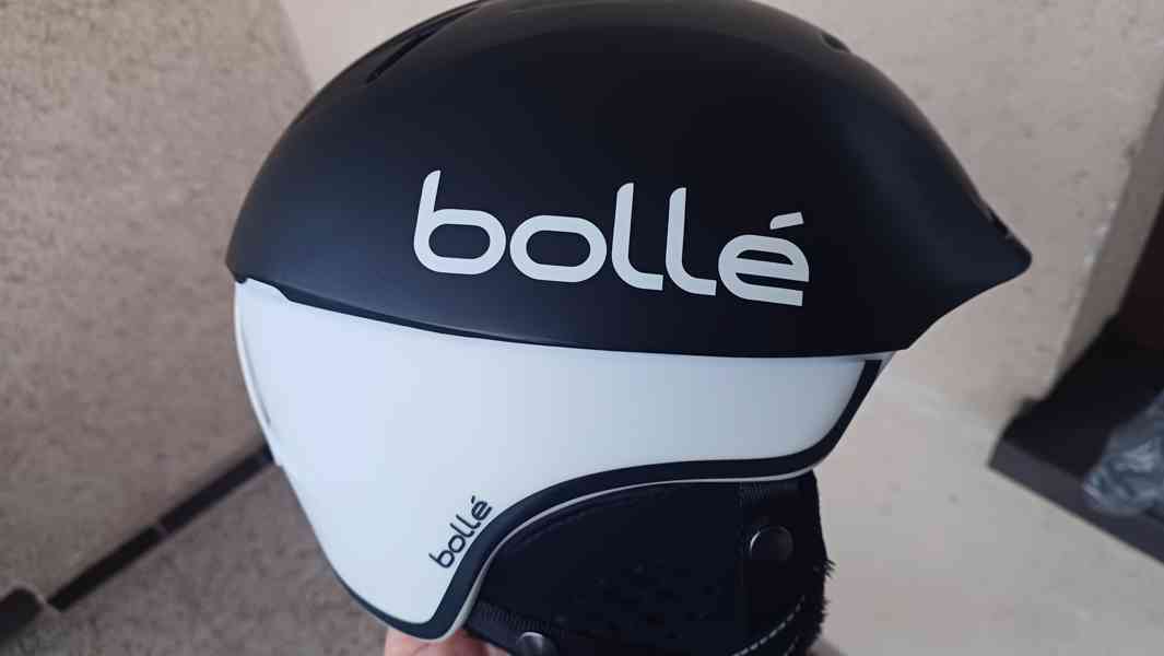 Téměř nová helma Bolle + brýle Bolle - foto 2