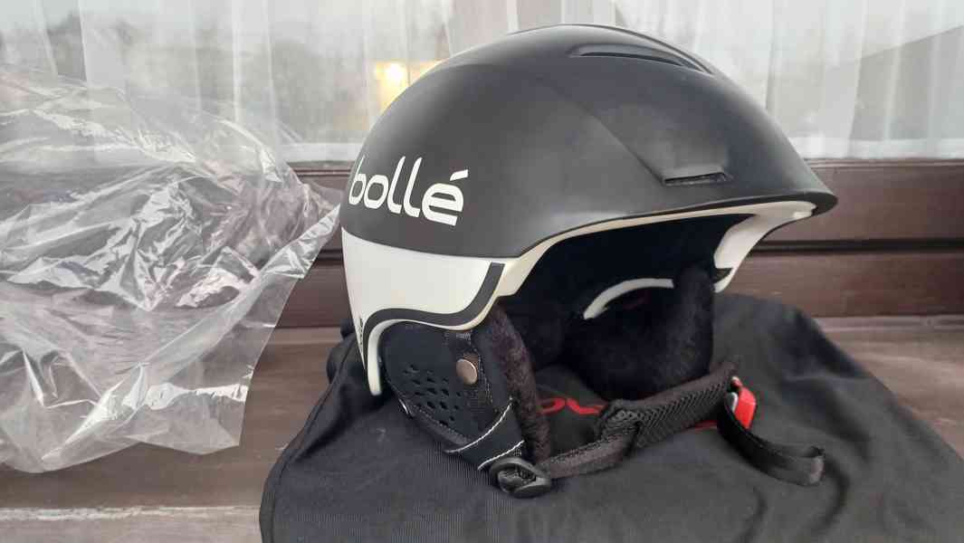 Téměř nová helma Bolle + brýle Bolle - foto 4