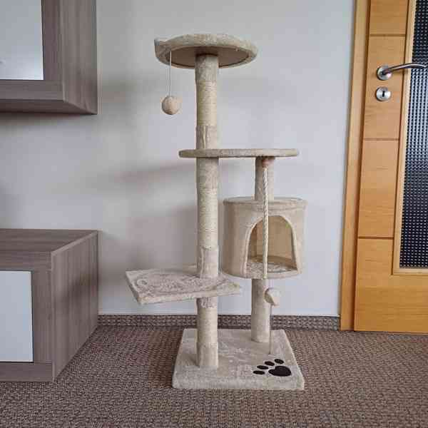 Škrabadlo pro kočky / kočičí strom - 116 cm