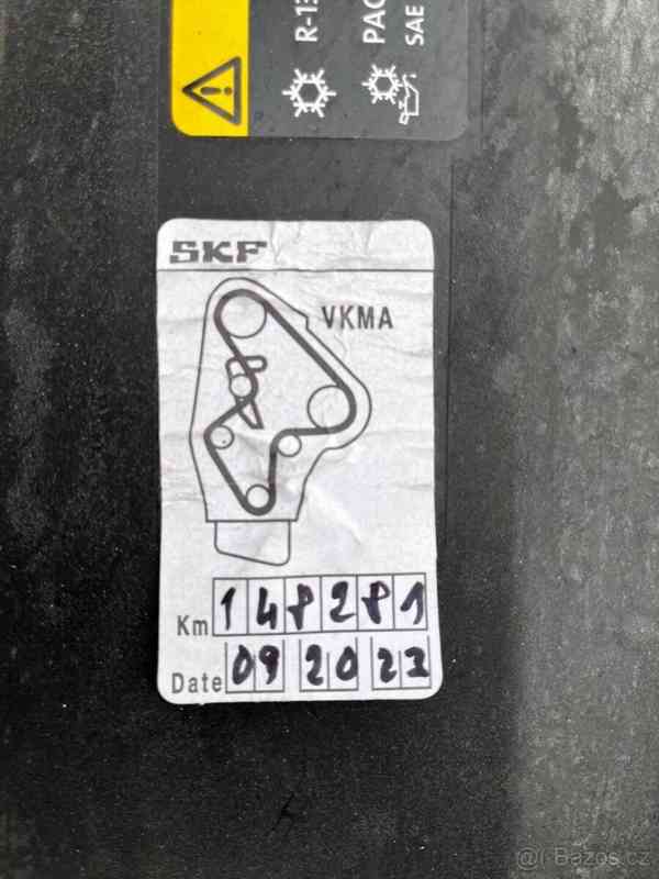 Škoda Superb 2,0   TDi DSG - foto 13